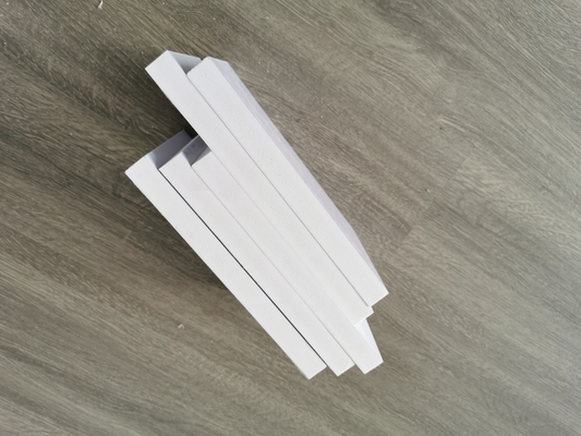 ISO9001白く適用範囲が広い6mmポリ塩化ビニールの壁の天井板の音-吸収する